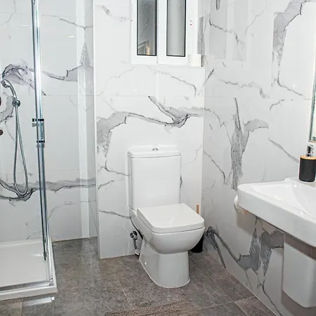 Daire Qawra Two Bedroom New St. Paul's Bay