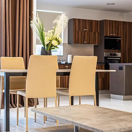 Qawra Two Bedroom New Apartment St. Paul's Bay