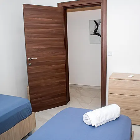 Qawra Two Bedroom New Appartement *